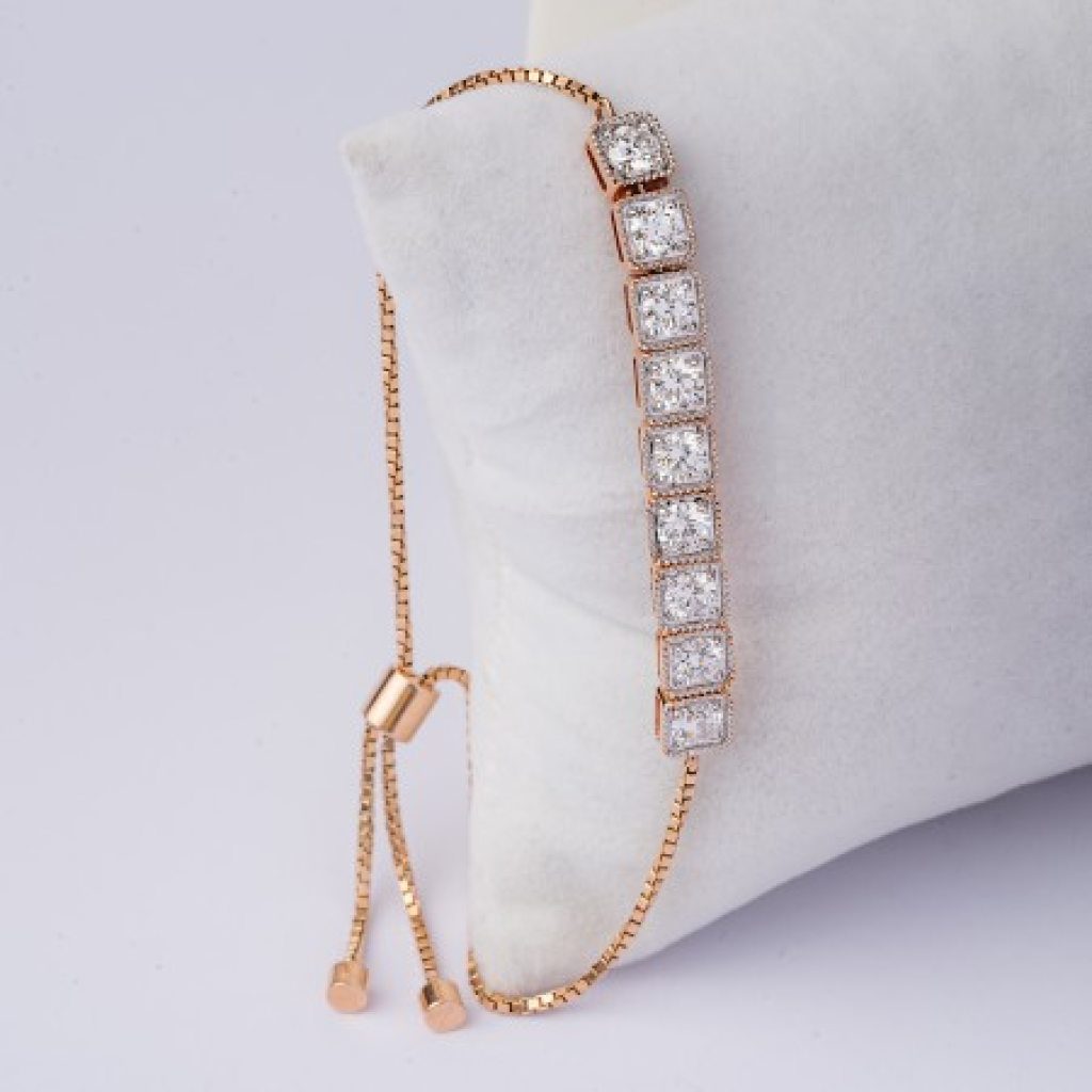 Lightweight and comfortable 22 Carat Gold and Diamond Bracelet for Women