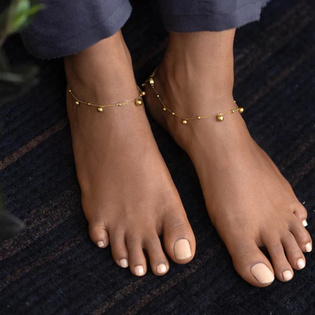 22 Carat Gold Anklet with Gold Stones