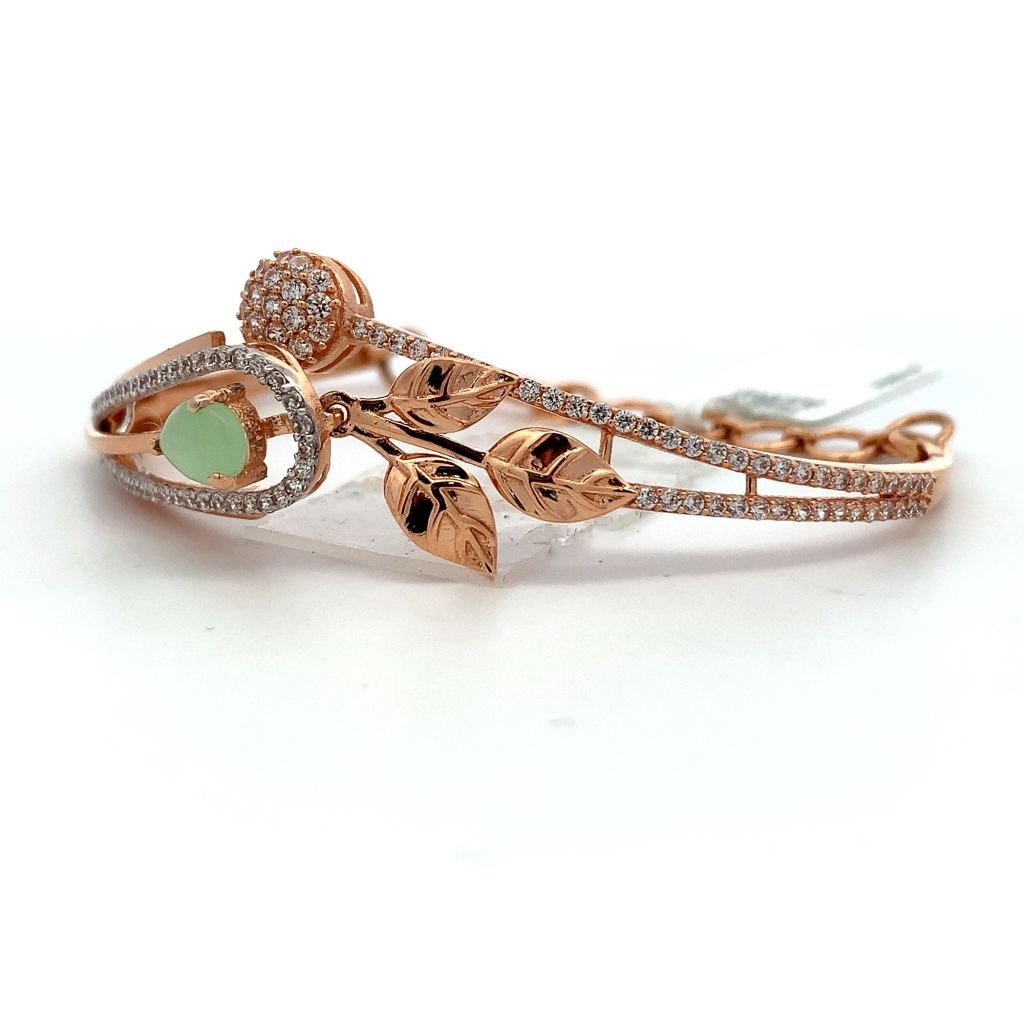 Leaflet Motif Rose Gold Bangle