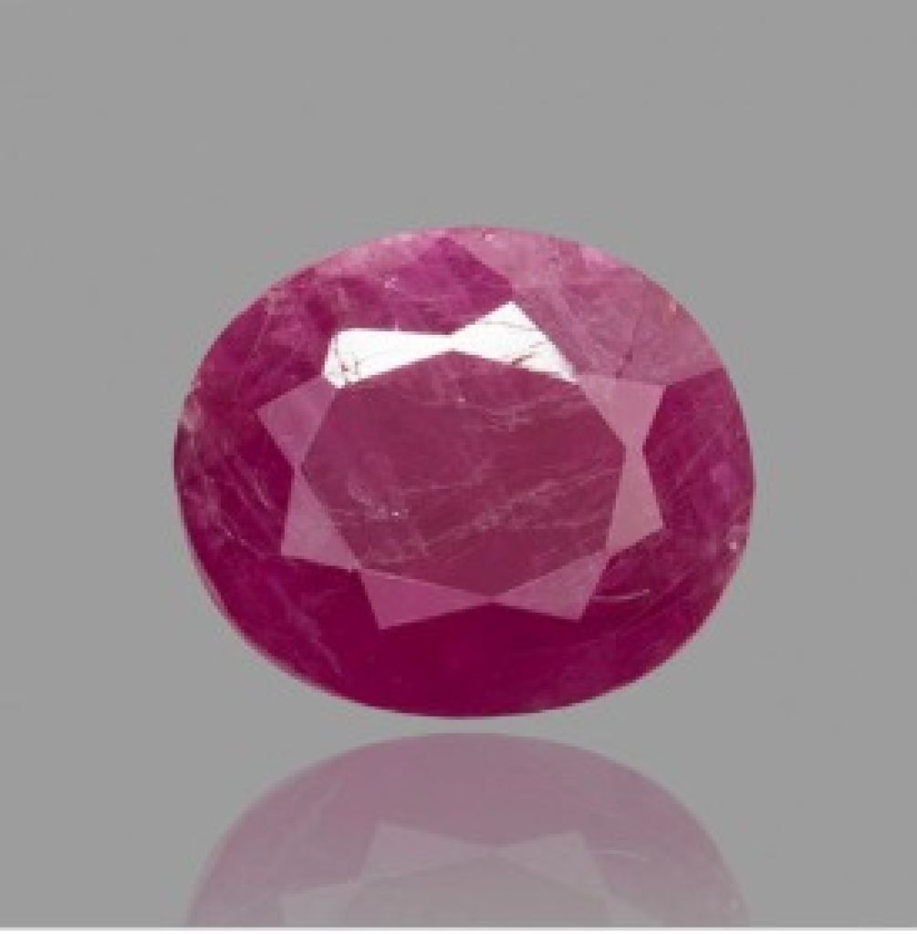 Burma Royale – 4.44 ct Oval Ruby