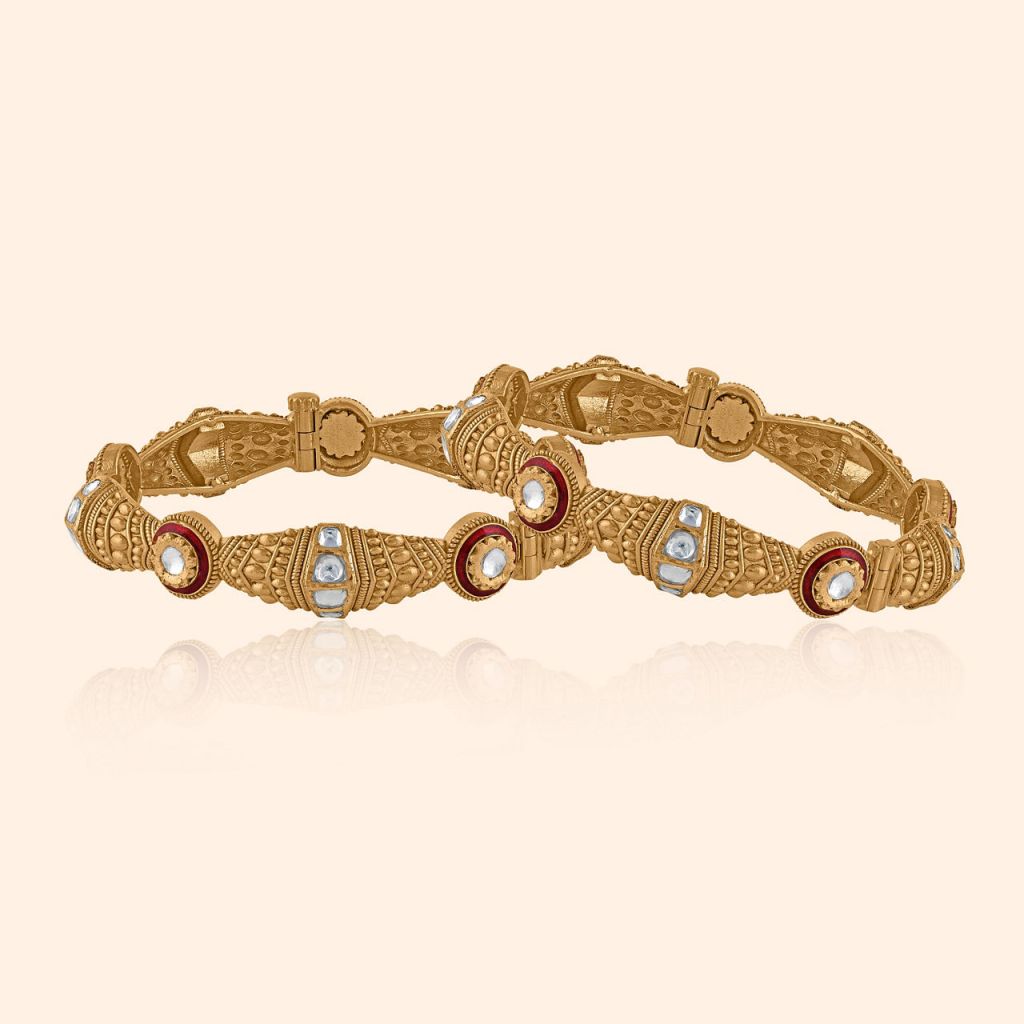 Antique Conch Motif Kundan Pair Bangles