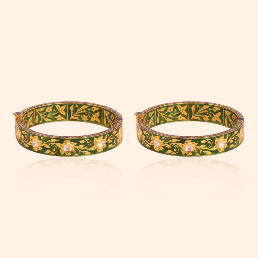 Meenal Gold Bangle
